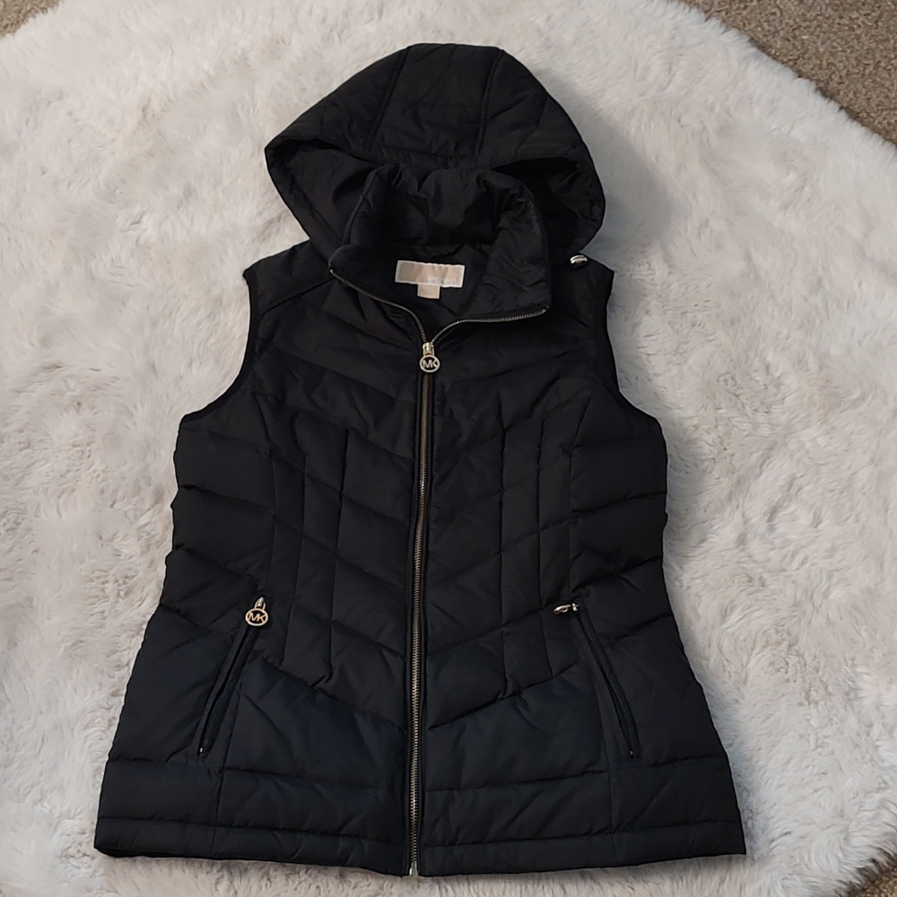 Michael Kors, black, down vest, with removable hood, Small